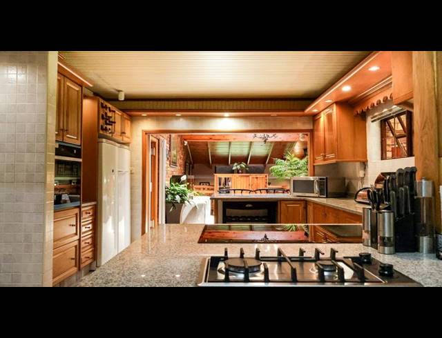 4 BEDROOM HOUSE FOR SALE IN LEONARD